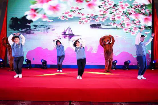 同心同行 筑梦远航